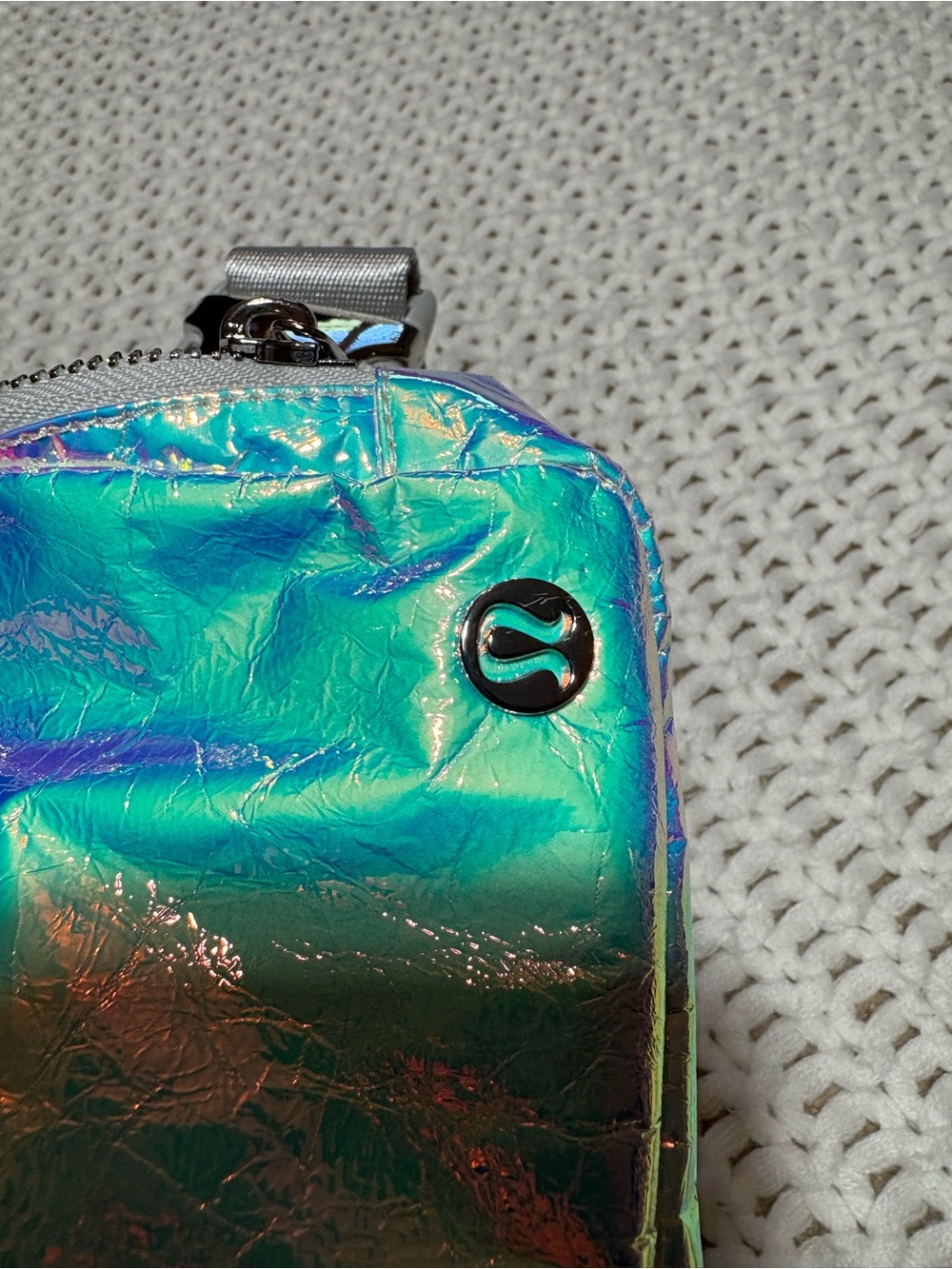 RARE! lululemon iridescent everywhere belt bag 1L - Picture 12 of 12